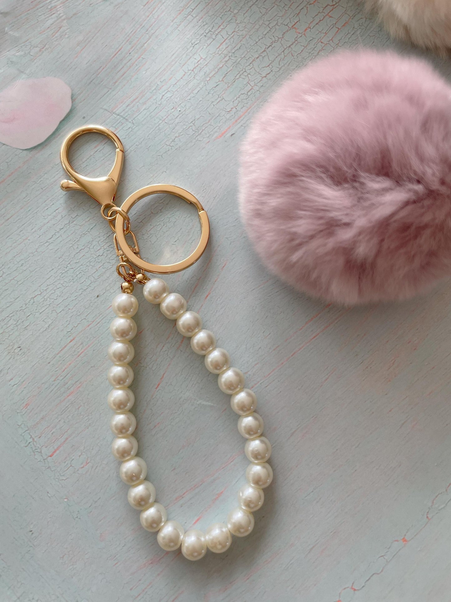 Pearl with Pompom Keychain